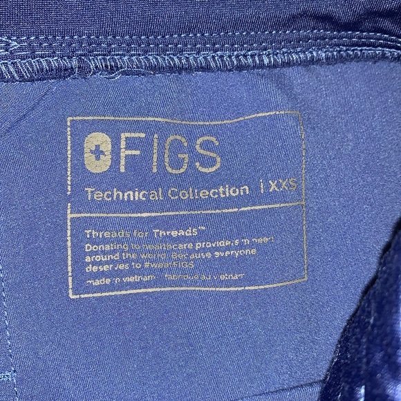 Gently Loved Authentic Technical Collection Zamora Jogger Scrub Pants by FIGS…. - Picture 4 of 10